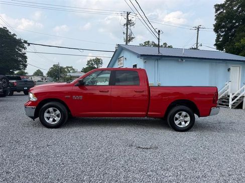 Used 2019 RAM 1500 Classic SLT RWD image 11