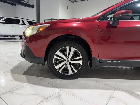 Used 2018 Subaru Outback 2.5i Limited image 6