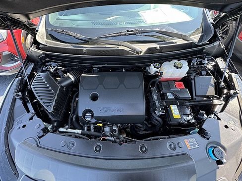 Used 2024 Buick Enclave Essence w/ Sport Touring Edition image 32