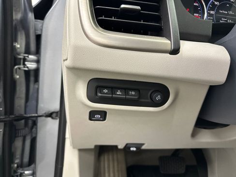 Used 2023 GMC Terrain Denali w/ LPO, Floor Liner Package AWD/4WD image 35