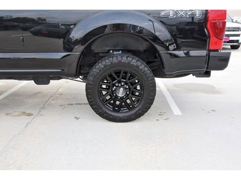 Used 2022 Ford F250 Lariat image 29