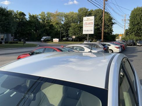 Used 2011 Toyota Prius Two FWD image 8