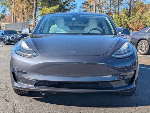 Used 2018 Tesla Model 3 Mid Range image 22