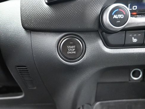 Used 2024 MAZDA CX-50 AWD 2.5 S w/ Premium Package image 19