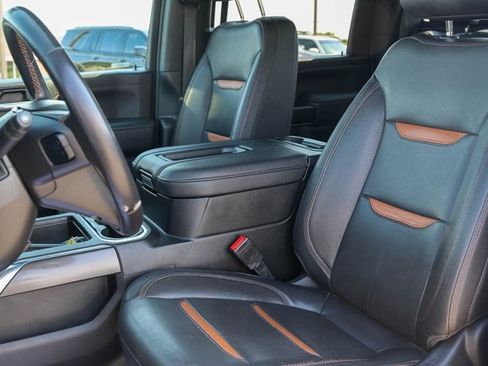 Used 2022 GMC Sierra 2500 AT4 w/ AT4 Preferred Package image 14