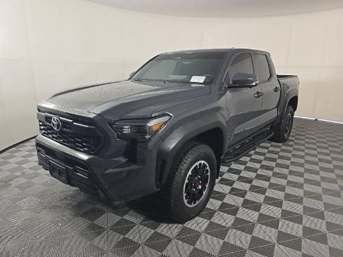 Used 2024 Toyota Tacoma TRD Off-Road w/ TRD Off Road Premium Package AWD/4WD image 2
