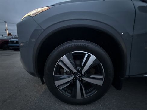 Certified 2023 Nissan Rogue SL image 10