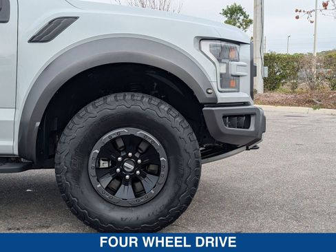 Used 2017 Ford F150 Raptor w/ Equipment Group 802A Luxury image 11