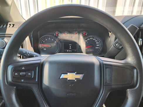 Used 2019 Chevrolet Silverado 1500 Custom w/ Custom Value Package AWD/4WD image 20