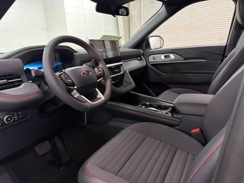 New 2026 Ford Explorer ST-Line RWD image 7