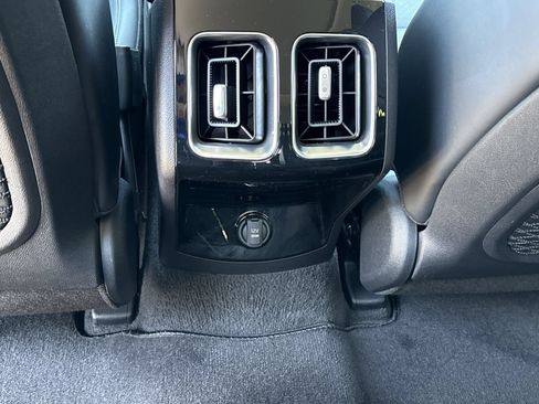 Used 2024 Kia Sorento SX FWD image 13