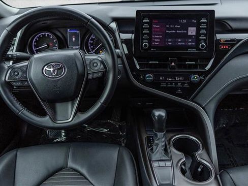 Used 2022 Toyota Camry SE w/ Convenience Package image 23