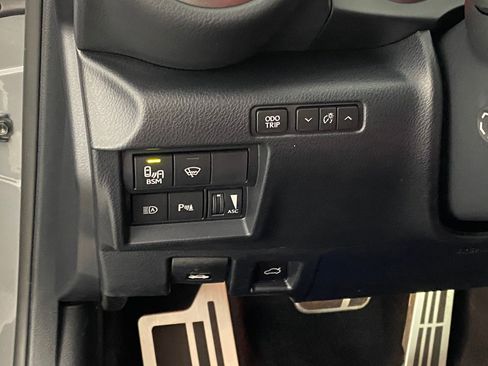 Used 2023 Lexus RC 350 F Sport image 18