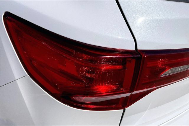 Used 2020 Acura MDX w/ Advance Package FWD image 33