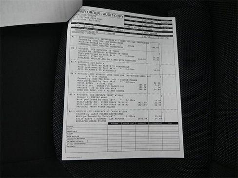 Used 2024 Toyota Corolla Cross SE w/ Moonroof Package image 6