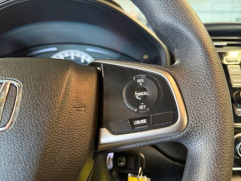 Used 2018 Honda CR-V LX image 23