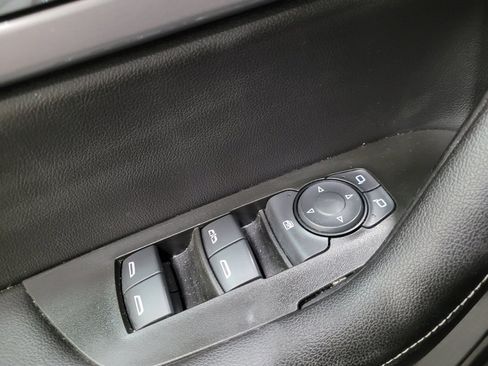 Used 2023 Chevrolet Blazer LT FWD image 27