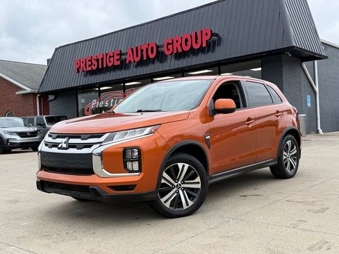 Used 2020 Mitsubishi Outlander Sport SE AWD/4WD image 19