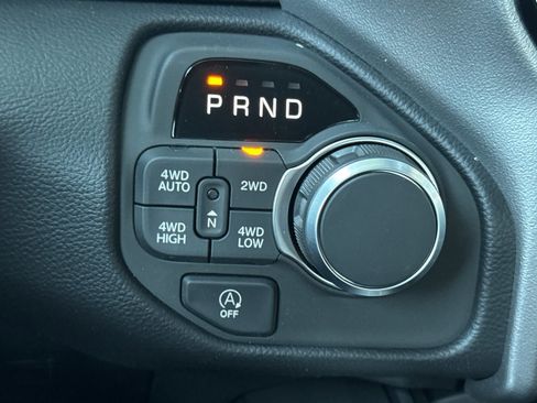 New 2026 RAM 1500 4x4 Crew Cab image 20