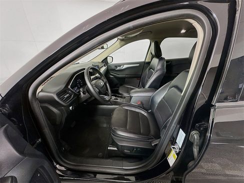 Used 2020 Ford Escape SEL image 21