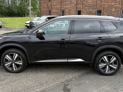 Used 2023 Nissan Rogue SL AWD/4WD image 5