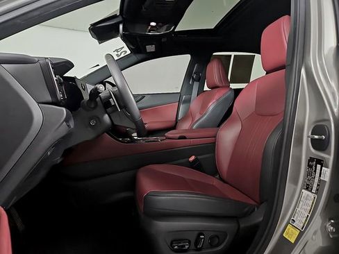 Used 2024 Lexus NX 250 FWD image 14