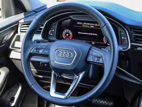 Used 2023 Audi Q8 Premium w/ Convenience Package AWD/4WD image 16