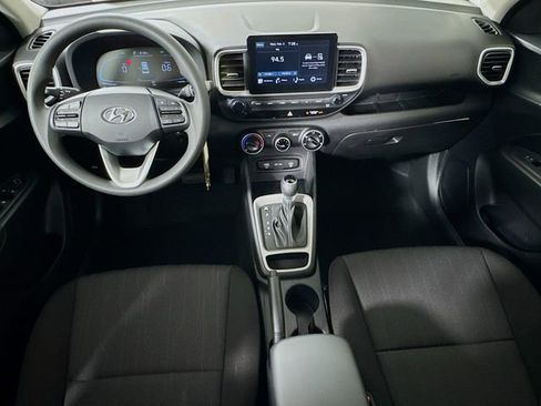 New 2026 Hyundai Venue SE image 23