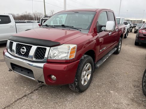 Used 2006 Nissan Titan LE w/ (S01) Side-Airbag Pkg w/ VDC image 2