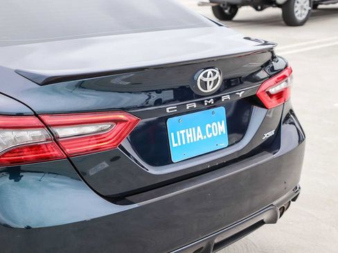 Used 2021 Toyota Camry XSE FWD image 10