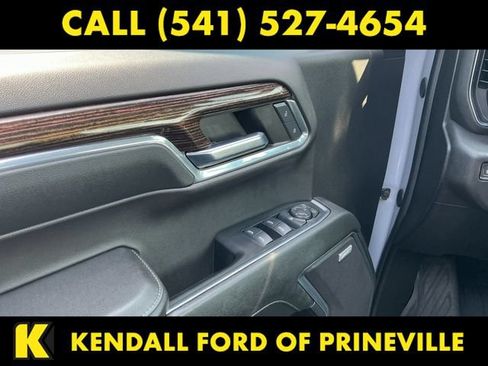 Used 2024 GMC Sierra 1500 Elevation w/ Elevation Premium Package AWD/4WD image 10