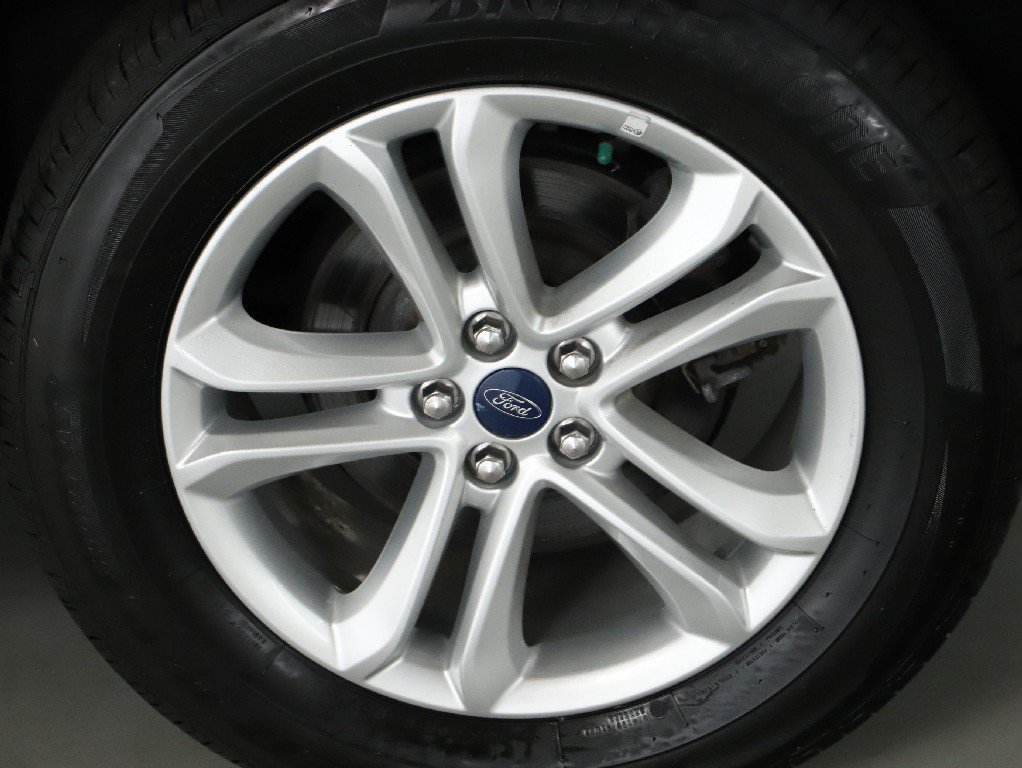 Used 2019 Ford Edge SEL w/ Equipment Group 201A AWD/4WD image 44