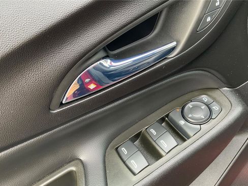 Used 2024 Chevrolet Equinox LT w/ LPO, Floor Liner Package image 21