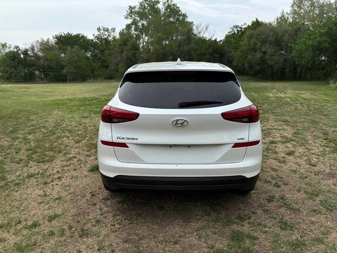 Used 2019 Hyundai Tucson SE image 3