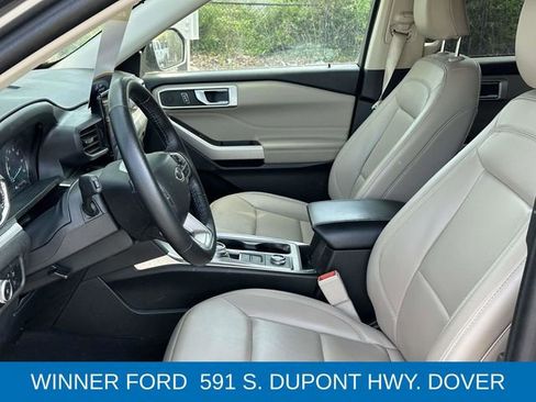 Certified 2023 Ford Explorer XLT w/ Equipment Group 202A AWD/4WD image 10