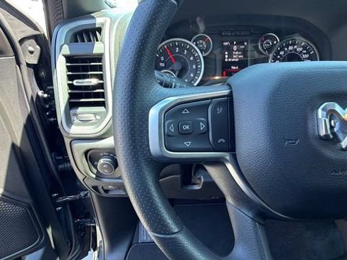 New 2026 RAM 1500 Express AWD/4WD image 27