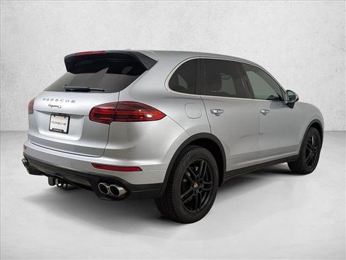 Used 2017 Porsche Cayenne S AWD/4WD image 9