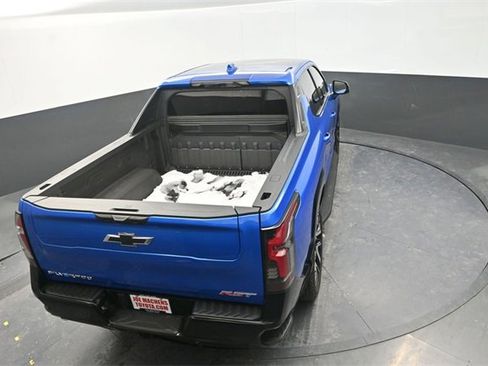 Used 2025 Chevrolet Silverado EV RST image 25