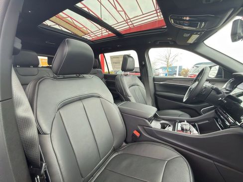 New 2026 Jeep Grand Cherokee L Limited AWD/4WD image 34