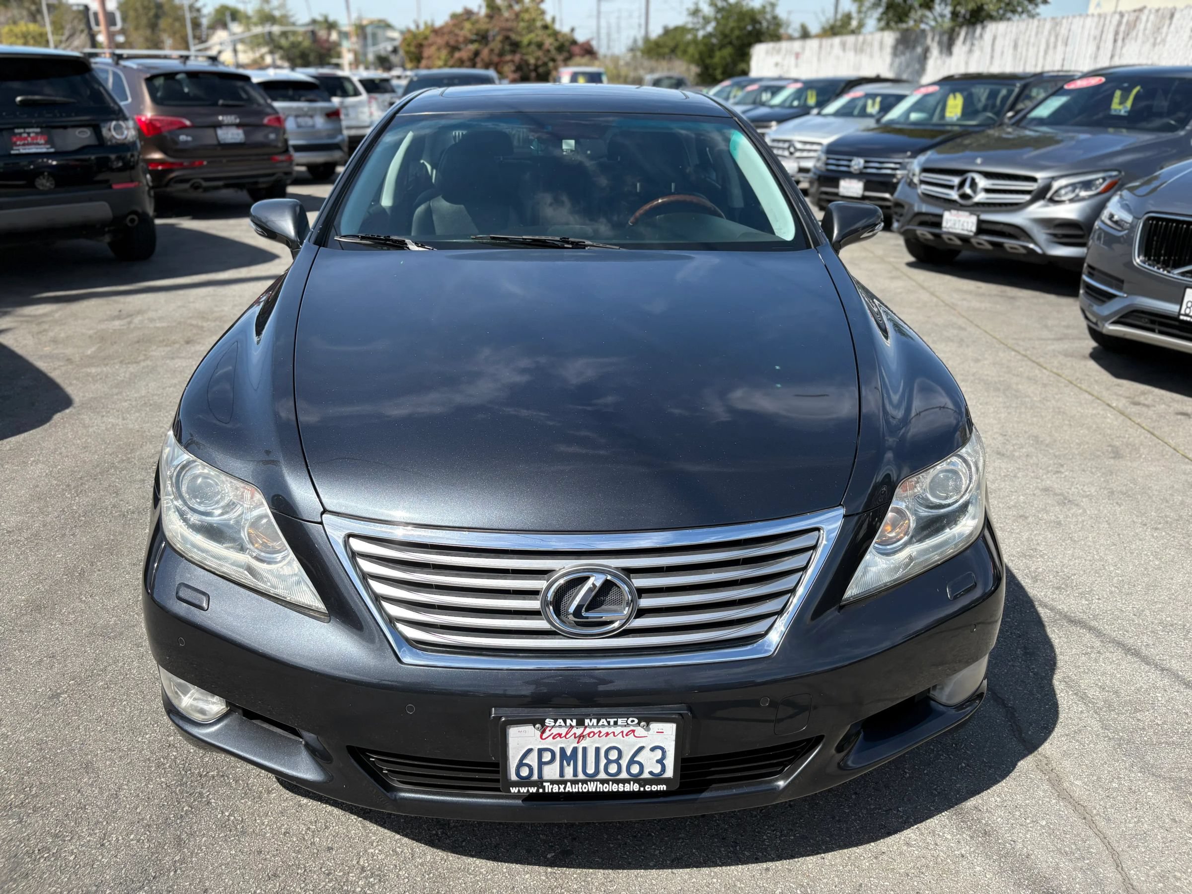 Used 2010 Lexus LS 460 RWD image 8