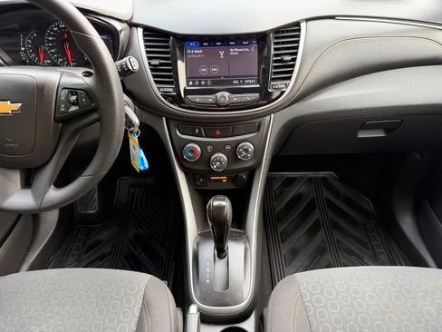 Used 2020 Chevrolet Trax LS w/ Tint and Cruise Package FWD image 19