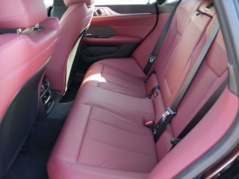 Used 2025 BMW i4 eDrive40 RWD image 10