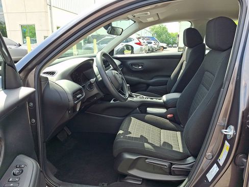 Used 2024 Honda HR-V LX image 13