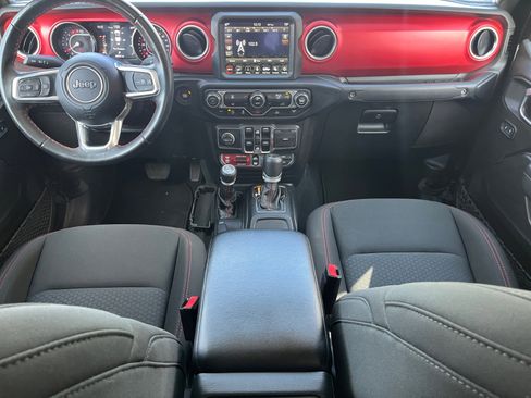 Used 2022 Jeep Gladiator Rubicon w/ LED Lighting Group AWD/4WD image 16