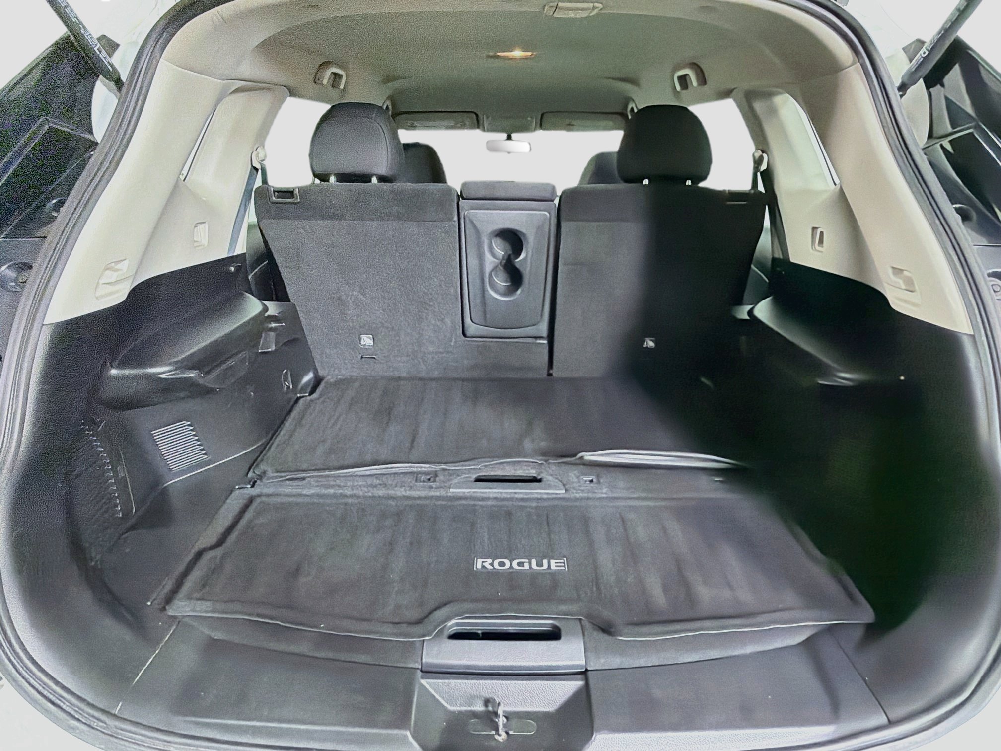 Used 2018 Nissan Rogue S FWD image 27