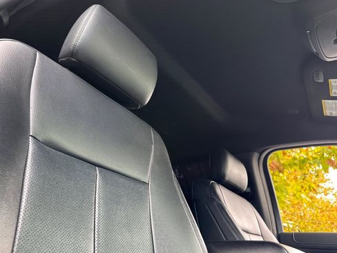 Used 2019 Ford Expedition XLT w/ Equipment Group 202A image 26