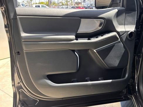 New 2026 Ford Expedition Active RWD image 15