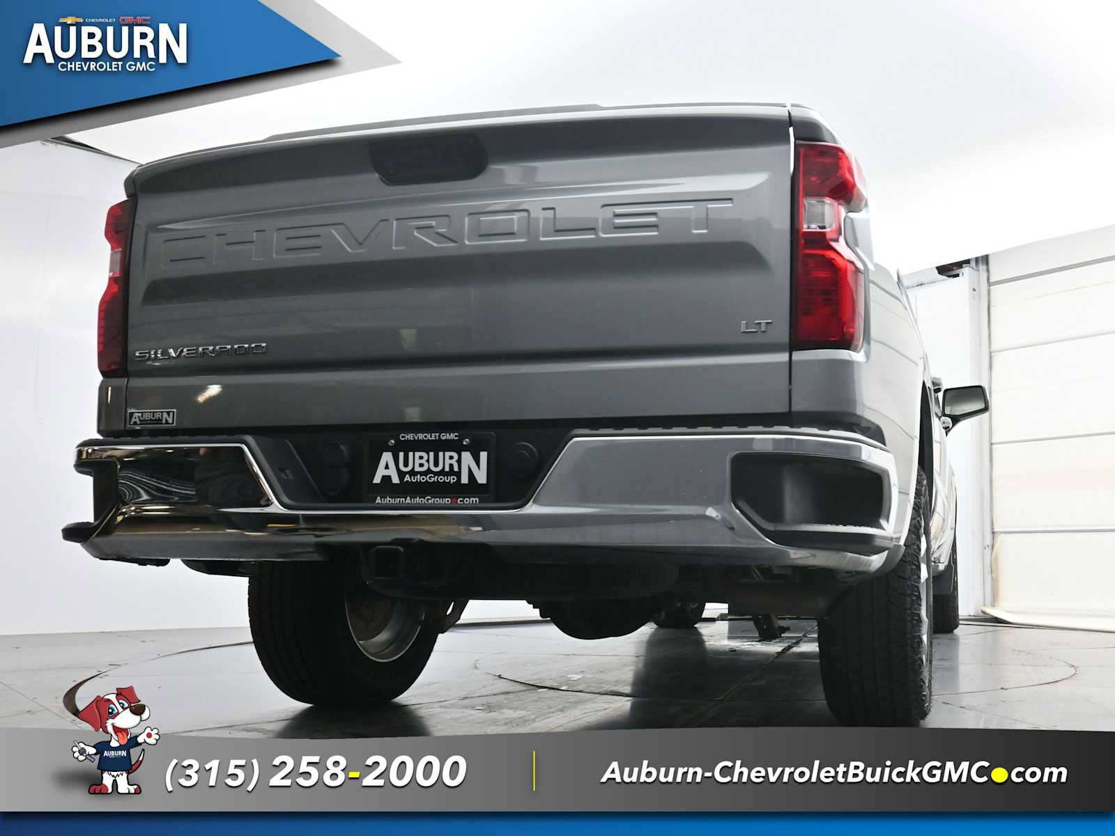 Used 2024 Chevrolet Silverado 1500 LT AWD/4WD image 25