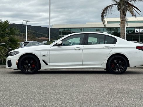 Used 2023 BMW 530e w/ M Sport Package image 6