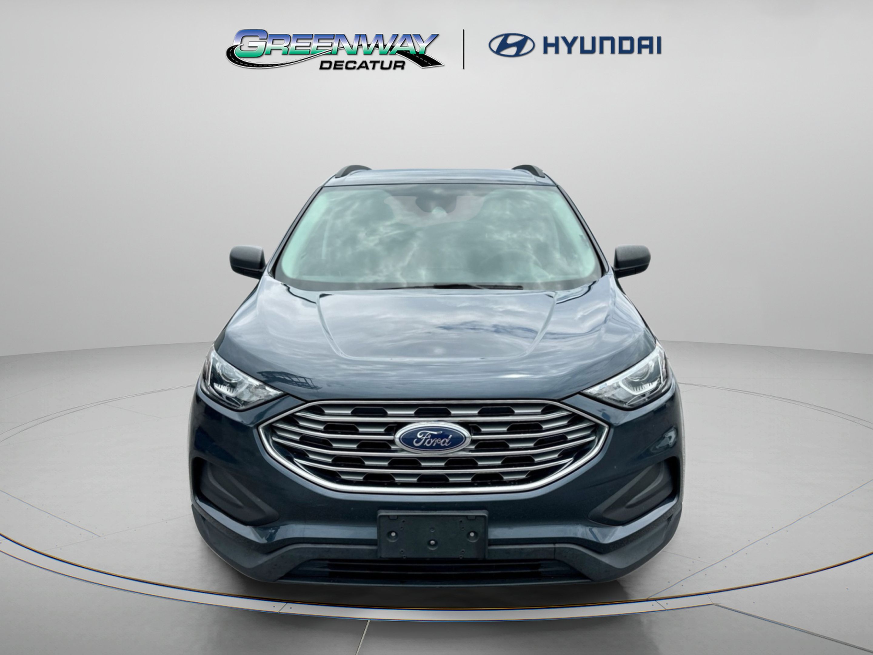Used 2022 Ford Edge SE AWD/4WD image 3